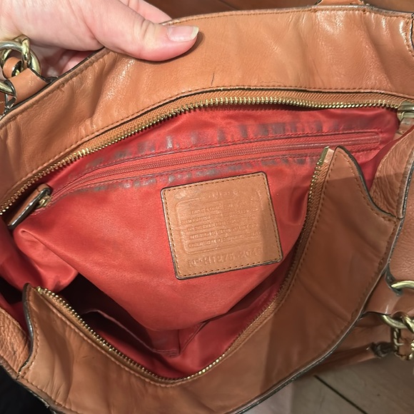 Coach Madison - Picture 11 of 15